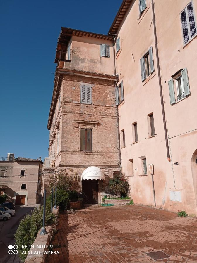 Hotel Trevi Palazzo Natalini Exterior photo